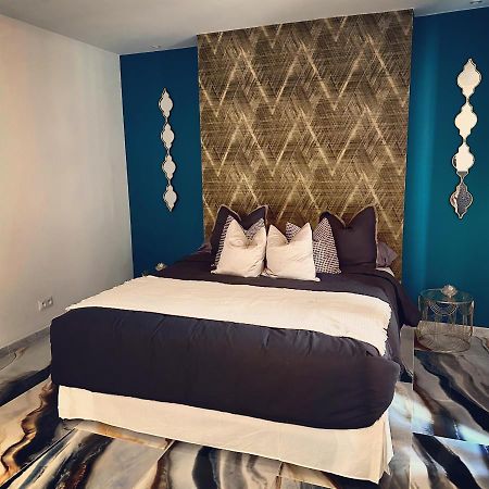 Suite De Prestige Avec Spa & Cinema Ivry-sur-Seine Eksteriør bilde
