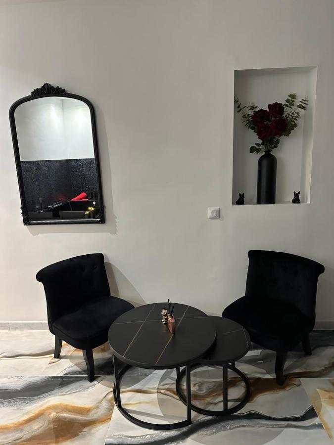 Suite De Prestige Avec Spa & Cinema Ivry-sur-Seine Eksteriør bilde